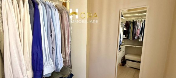 3 bedrooms Apartment in Florence, Italy No. 355917 16