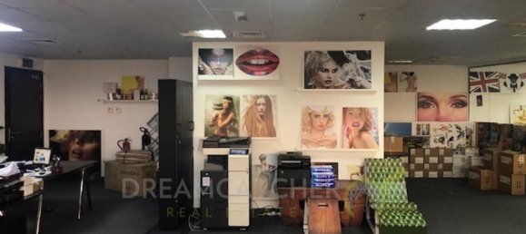 157.28m² Office in Jumeirah Lake Towers, UAE No. 223 10