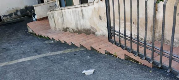 200m² Commercial property in Catania, Italy No. 46110 4