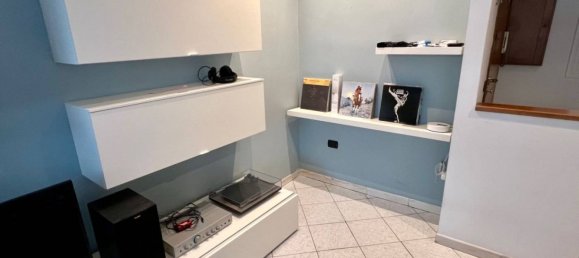 Apartamento de 1 dormitorio en Rome, Italy No. 289844 5