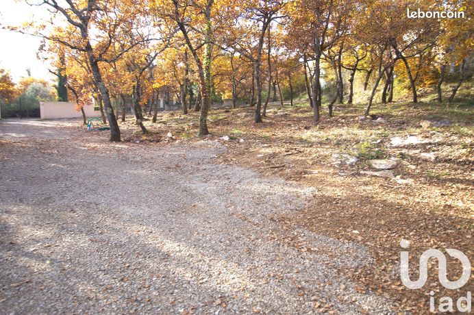 820m² Land in Forcalquier, France No. 308275