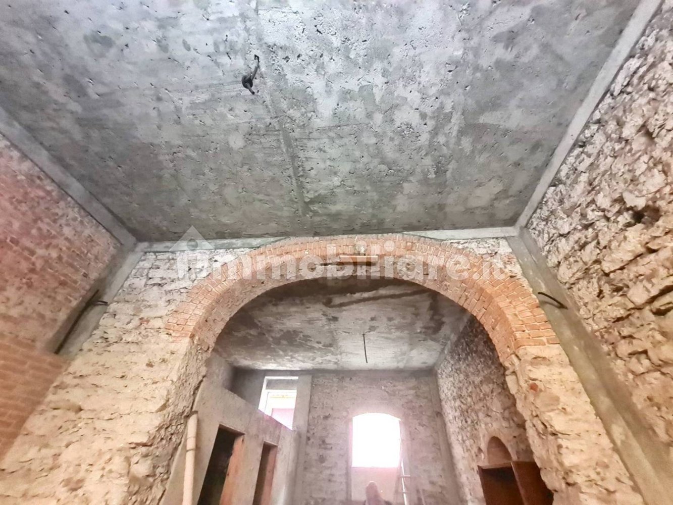 5غرفة عقار تجاري في La Spezia, Italy رقم 144958