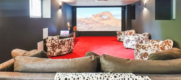 6 Schlafzimmer Schlösser in Nantes, France, Nr. 96352 10