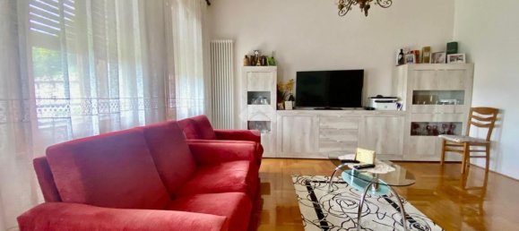 5 bedrooms Apartment in Cornuda, Italy No. 381676 6
