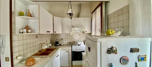 5 bedrooms Apartment in Cornuda, Italy No. 381676 4
