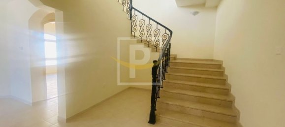 5 Schlafzimmer Villa in Umm Suqeim, UAE, Nr. 6553 16