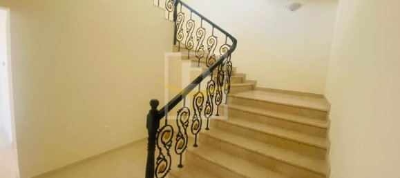 5 Schlafzimmer Villa in Umm Suqeim, UAE, Nr. 6553 6