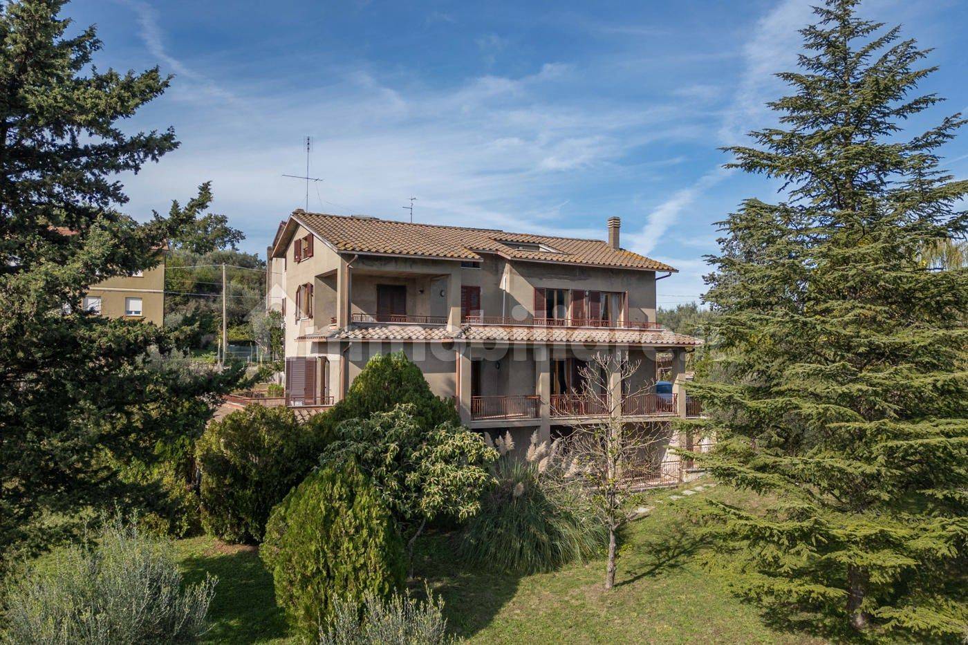 Casa de 4 dormitorios en Perugia, Italy No. 50324