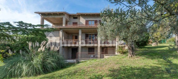 Casa de 4 dormitorios en Perugia, Italy No. 50324 31