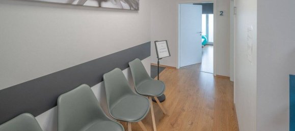 Büro in Zollernalbkreis, Germany 106m², Nr. 17902 3