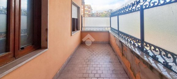 Квартира с 3 комнатами в Помильяно д’Арко, Италия № 3094 3