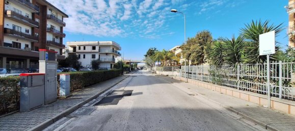 Квартира с 3 комнатами в Помильяно д’Арко, Италия № 3094 10