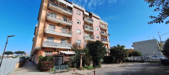 Квартира с 3 комнатами в Помильяно д’Арко, Италия № 3094 2