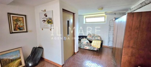 7 rooms Villa in Montignoso, Italy No. 48871 31