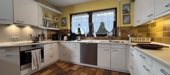 Дом с 5 комнатами в Кассель, Германия № 367325 7