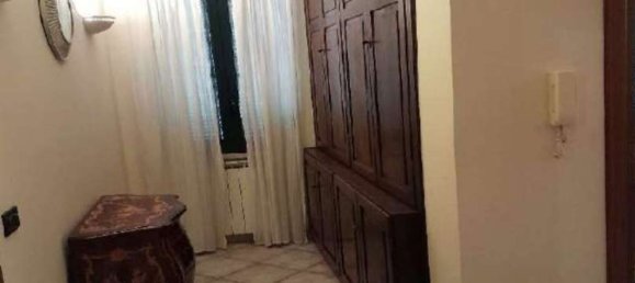 Apartamento de 9 divisões em Ardea, Italy N.º 14551 11
