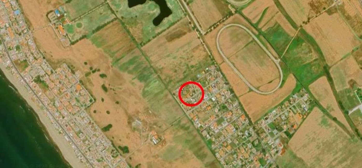 Apartamento de 9 divisões em Ardea, Italy N.º 14551