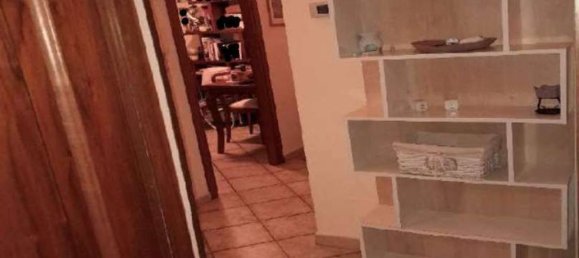 Apartamento de 9 divisões em Ardea, Italy N.º 14551 12