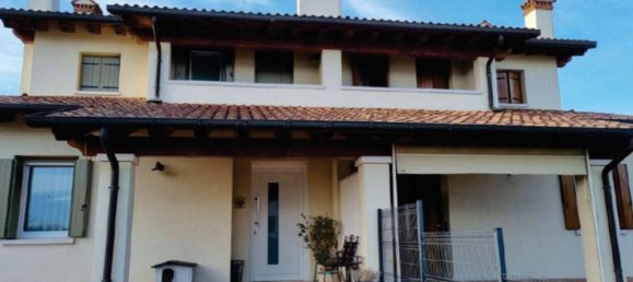 7 rooms Apartment in Fonte, Italy No. 209626 2