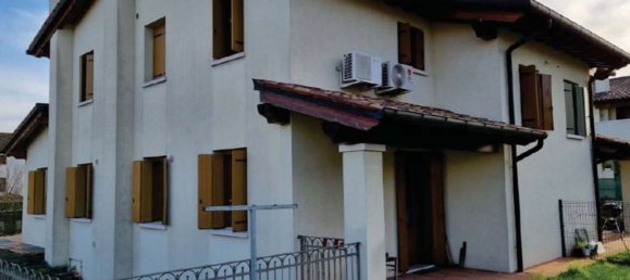 7 rooms Apartment in Fonte, Italy No. 209626 9