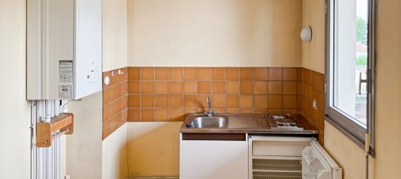 Estudio en Bordeaux, France No. 364121 5