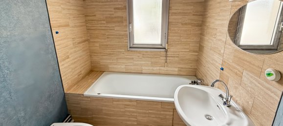 Estudio en Bordeaux, France No. 364121 6