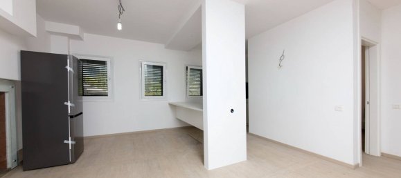 3 bedrooms Villa in Kotor, Montenegro No. 233 8