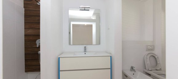 3 bedrooms Villa in Kotor, Montenegro No. 233 12