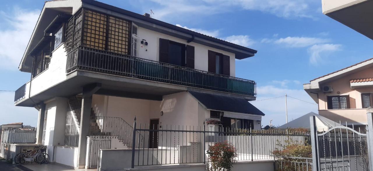 5-Zimmer Wohnung in Ciampino, Italy, Nr. 108849