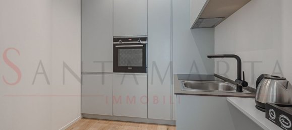 3 bedrooms Apartment in Milan, Italy No. 362673 4