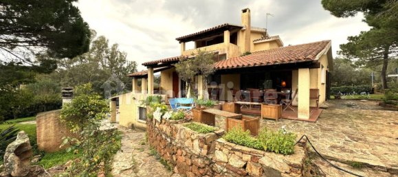 Villa de 3 dormitorios en Olbia, Italy No. 49985 33