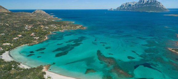 Villa de 3 dormitorios en Olbia, Italy No. 49985 4