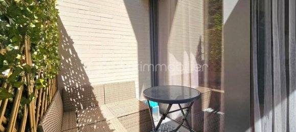 2 bedrooms Duplex in Bobigny, France No. 358512 8