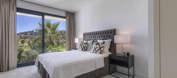 2 bedrooms Apartment in Benahavis, Spain No. 113781 12