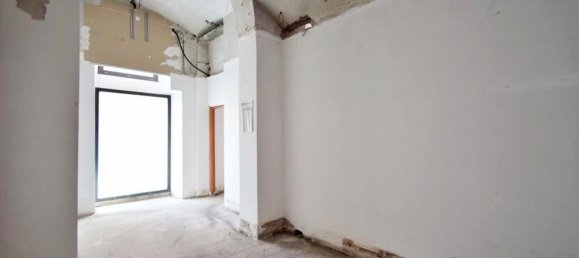 100m² Office in Genoa, Italy No. 118716 11