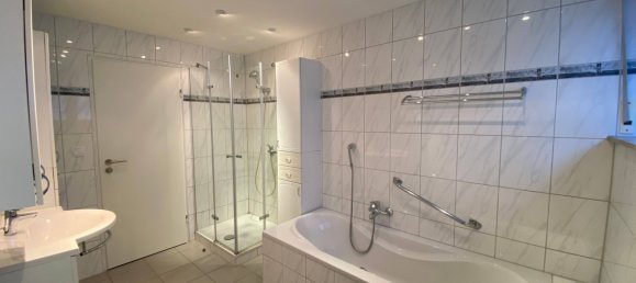 Квартира с 3 комнатами в Баден-Вюртемберг, Германия № 17098 11