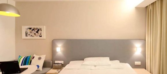 2 bedrooms Apartment in Florence, Italy No. 35220 14