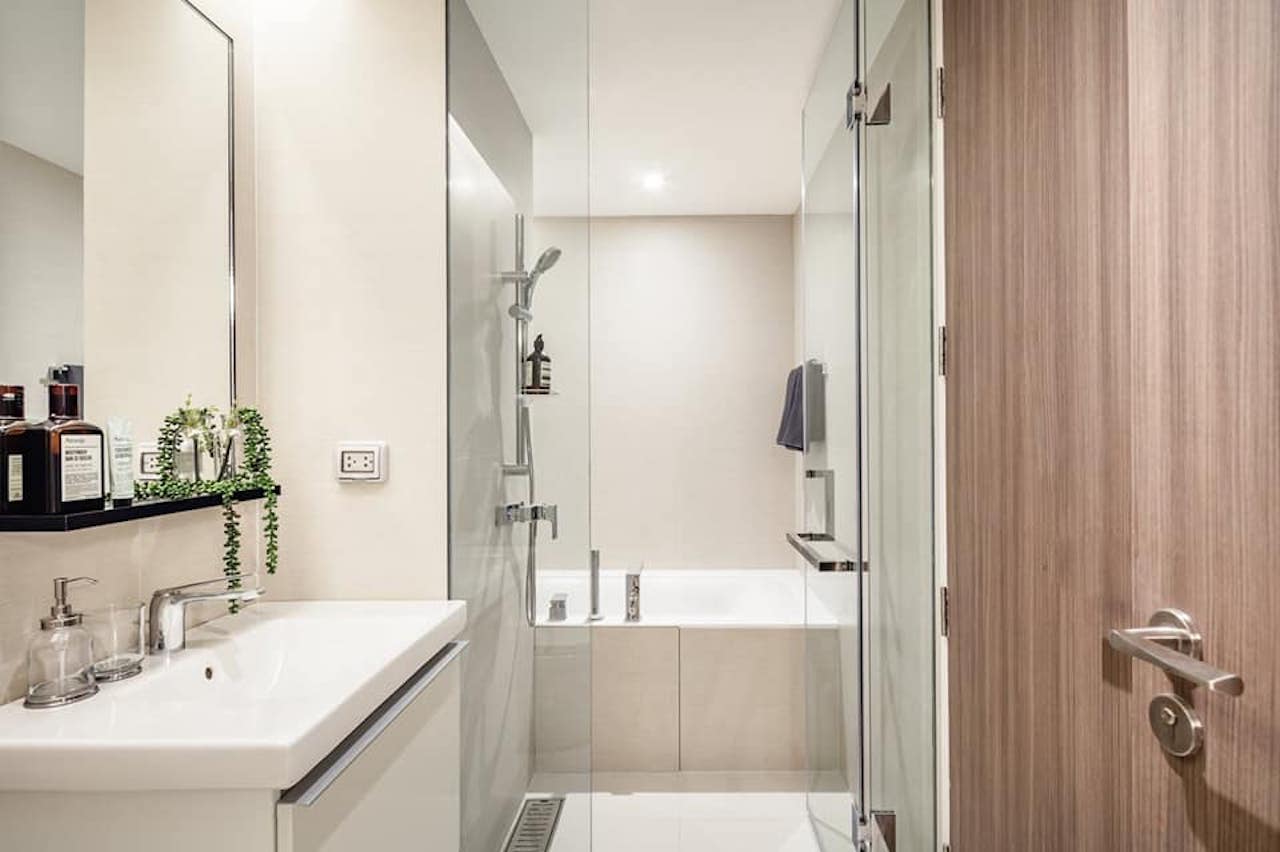 2 bedrooms Condo in Bangkok, Thailand No. 2850