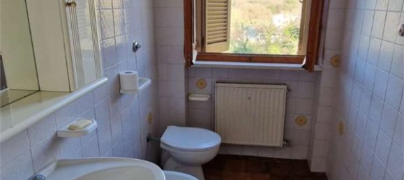 5 rooms House in Massa Martana, Italy No. 216835 33