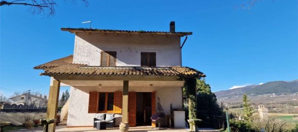 5 rooms House in Massa Martana, Italy No. 216835 8
