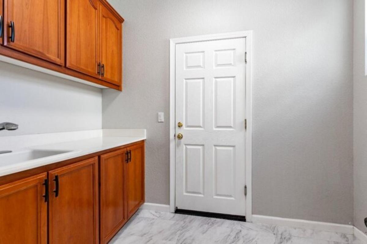 5 bedrooms House in Riverbank, USA No. 433068