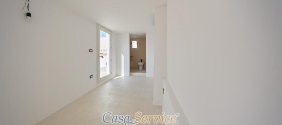 3-salle Maison à Gallipoli, Italy No. 234014 8