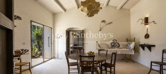 4 bedrooms Villa in Noto, Italy No. 57787 9