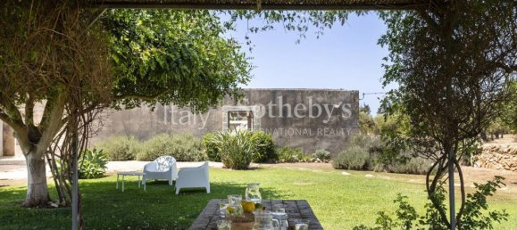 4 bedrooms Villa in Noto, Italy No. 57787 2