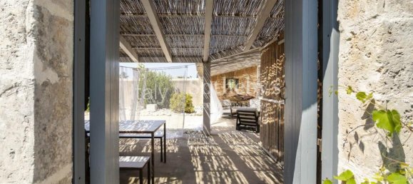 4 bedrooms Villa in Noto, Italy No. 57787 15