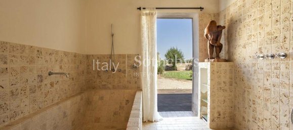 4 bedrooms Villa in Noto, Italy No. 57787 27
