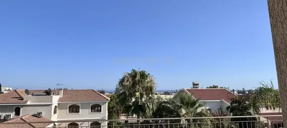 4 bedrooms Villa in Agios Athanasios, Cyprus No. 3745 9