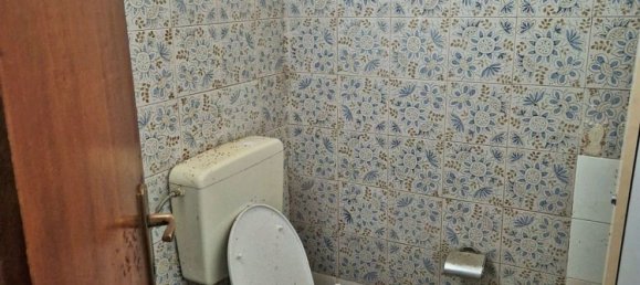 Propiedad comercial en Quarrata, Italy 125 m² No. 212928 11