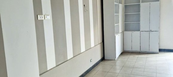 Propiedad comercial en Quarrata, Italy 125 m² No. 212928 4