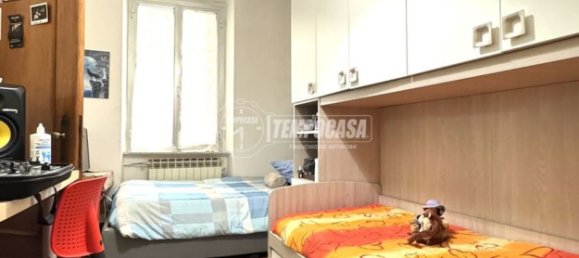 4-salle Appartement à Genoa, Italy No. 105769 24